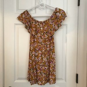 F21⚡️Mustard Sundress